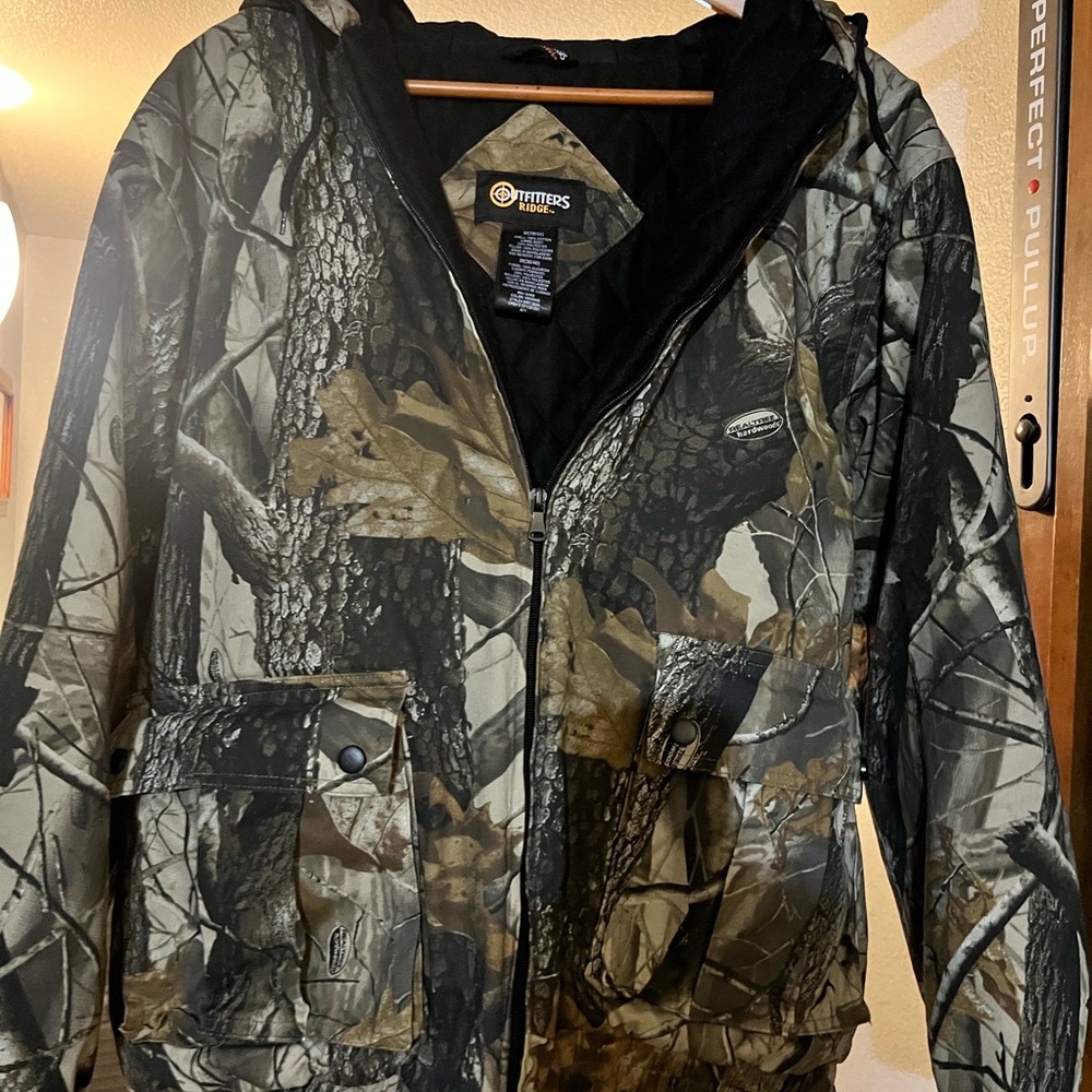 Real Tree Outfitters Ridge hooded Camo Jacket